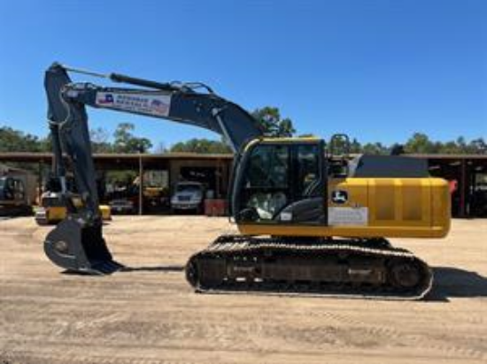 Picture of Excavator (40,000 lbs-50,000 lbs)