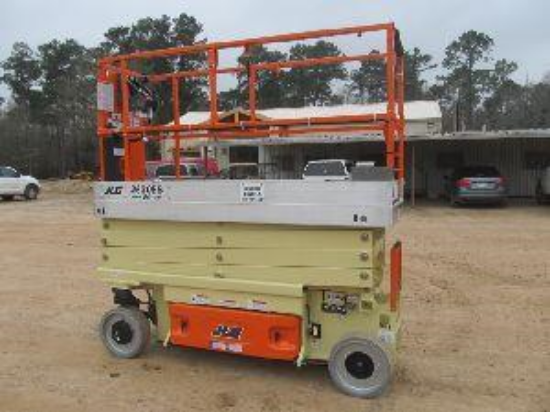 Picture of Scissor Lift- 26'
